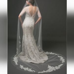 Toni Federici Gardenia Cathedral Veil